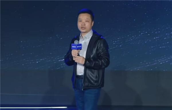 炒股最好用的手机软件 何小鹏曝光小鹏汽车“黑科技”车型：飞机被嵌入汽车尾箱 预计2026下半年登场